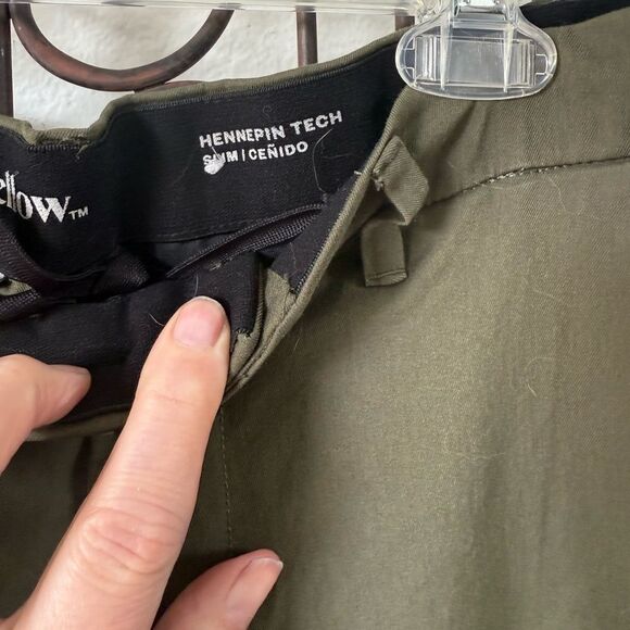 Goodfellow & Co. Men's Slim fit Hennepin Olive Green Chino Pants.34x32. - Picture 3 of 10